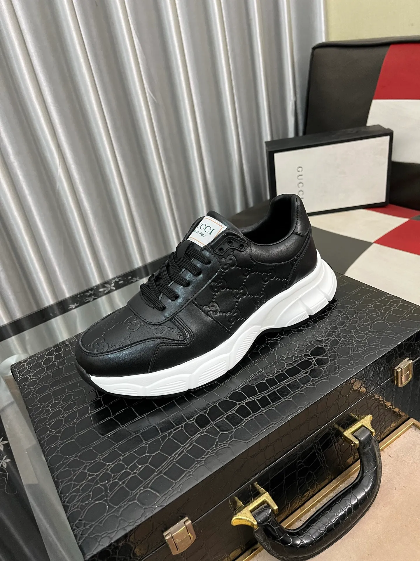 Men's shoes 💰440⌚️⌚️ (GUCCI-Gucci) luxury brand sports and casual shoes, imported original material, sheepskin lining, high-end and comfortable, original outsole is light and wear-resistant! Purely handmade, details determine quality! 38-443️⃣colors available